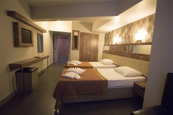 Marinem Hotel Istanboel Buitenkant foto