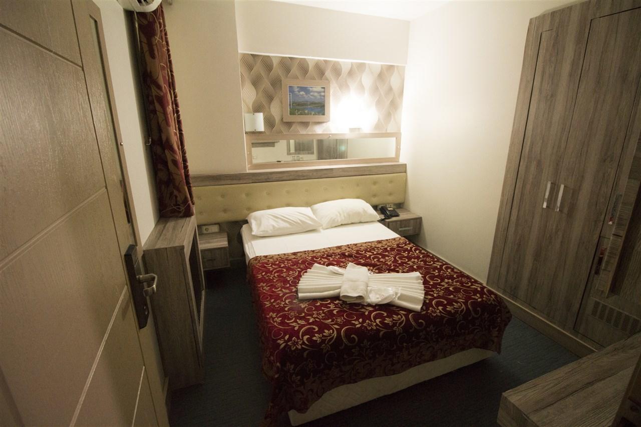 Marinem Hotel Istanboel Buitenkant foto